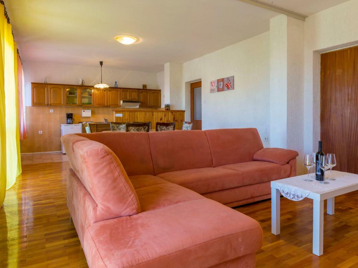 Apartment In Novi Vinodolski 15274 Povile Eksteriør billede